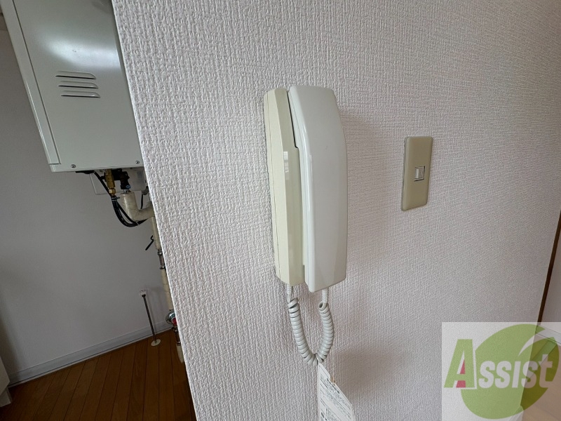 セキュリティ　インターホンは通話ができるので急な訪問があっても安心です。