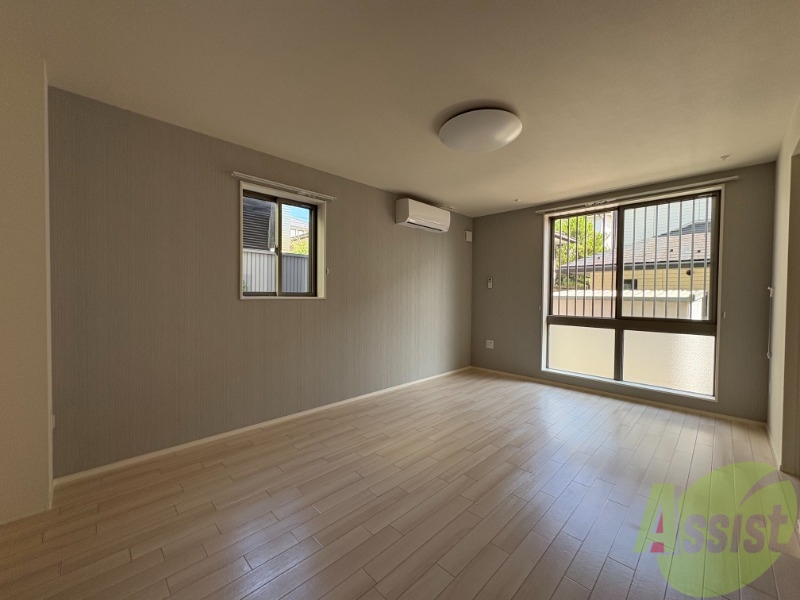居室・リビング　洋室です。生活のメインとなる部屋ですね。
