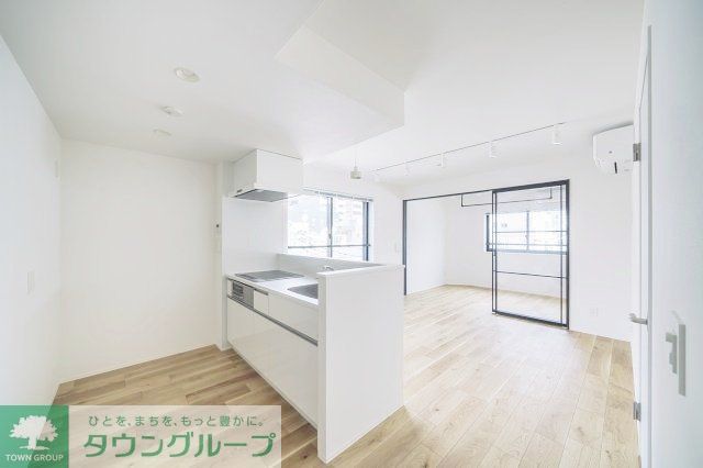 アバンテ神楽坂の居間写真