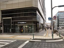 コンビニ　セブンイレブン神戸中央西町店（コンビニ）まで59m