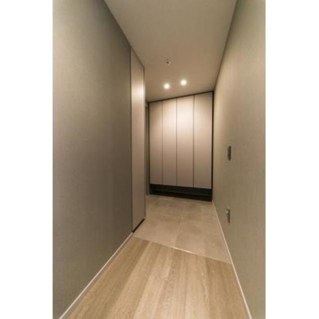 玄関　※写真は同タイプ住戸です。