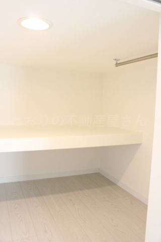 収納　ウォークインクローゼット