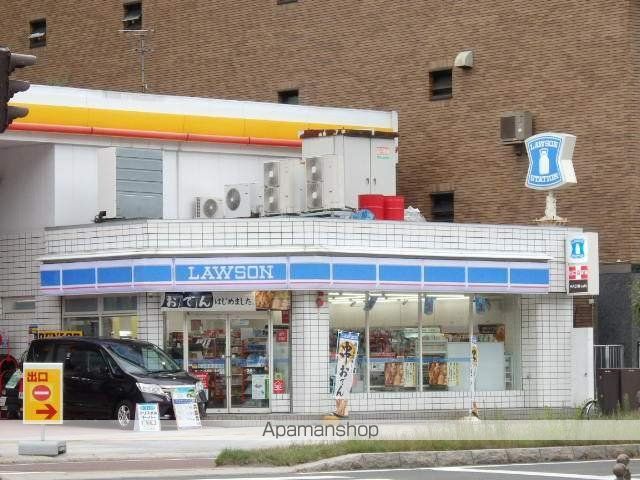 コンビニ　ローソン（コンビニ）まで121m