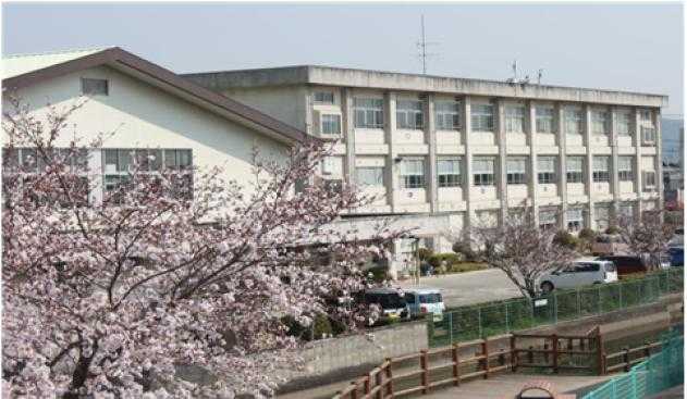 小学校　倉敷市立庄小学校（小学校）まで504m