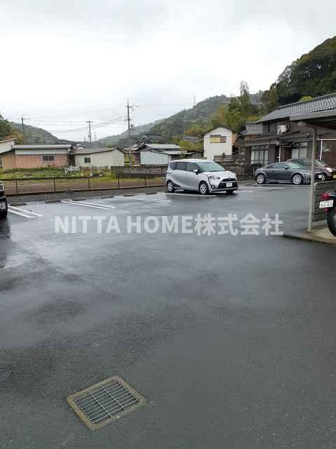 駐車場　敷地内駐車場になります★
