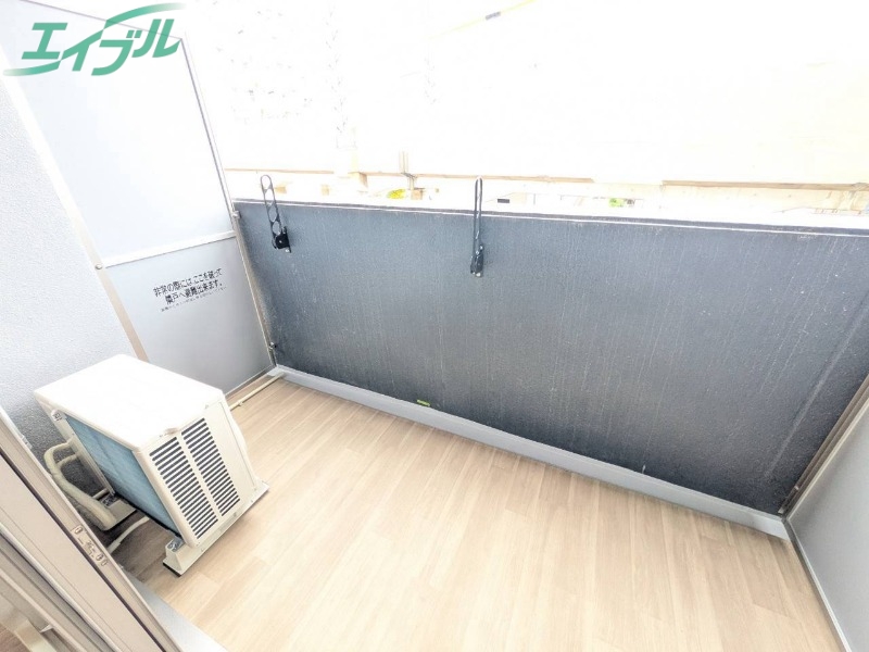 バルコニー　別部屋同型参考写真