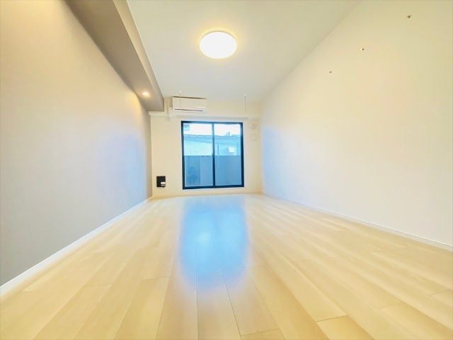 居室・リビング　※コンテチェストIIIシリーズと同タイプのお部屋です。