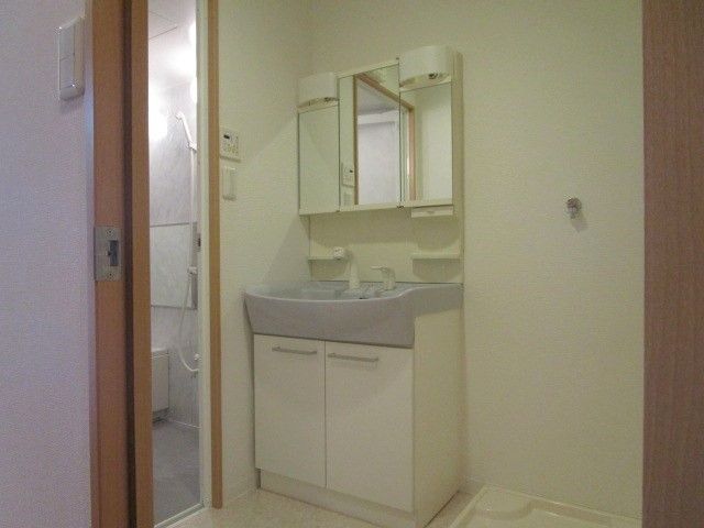 センターポイント吉志部の内装写真