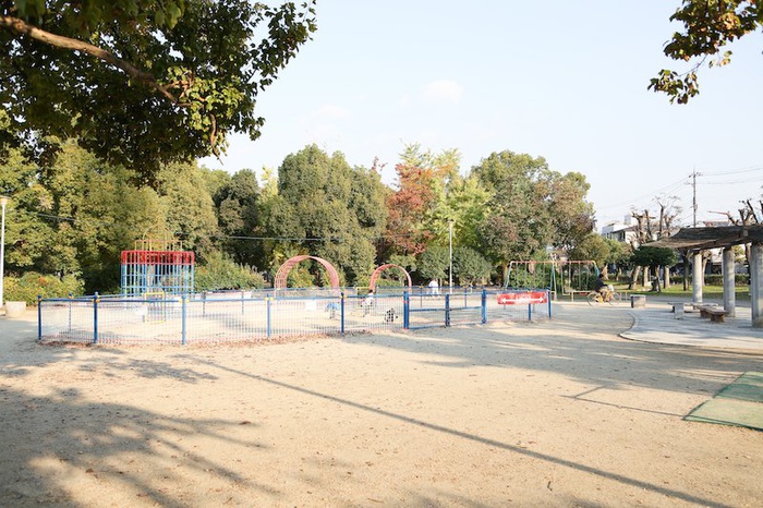 公園　八戸の里公園（公園）まで170m