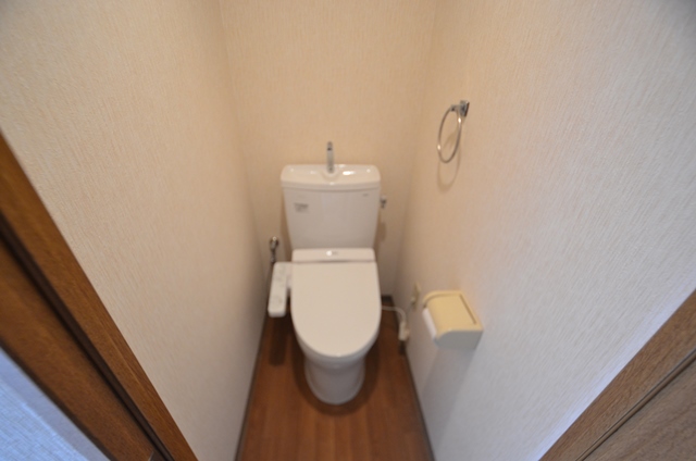 トイレ　温水洗浄便座付きでおすすめ！