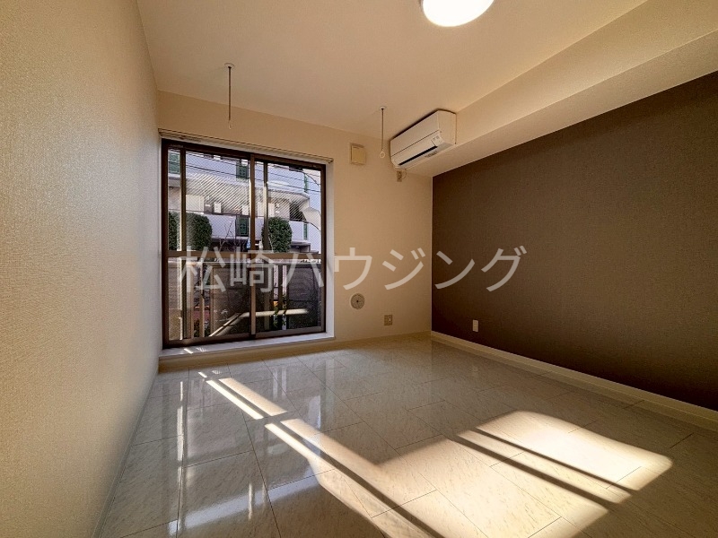 椿ハウス中野の居間写真