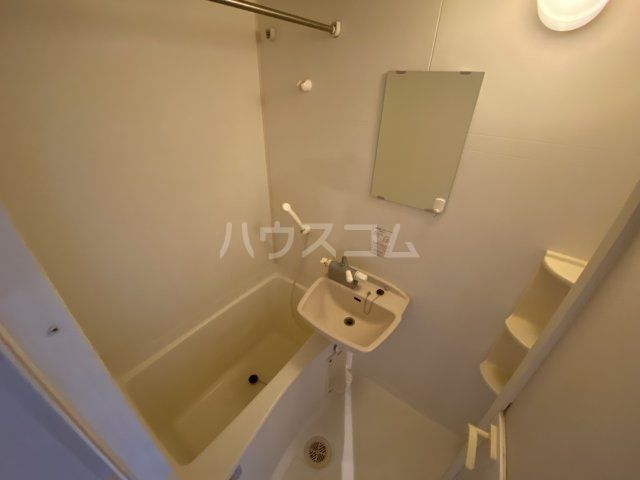 ルーブル都立大学参番館の風呂写真
