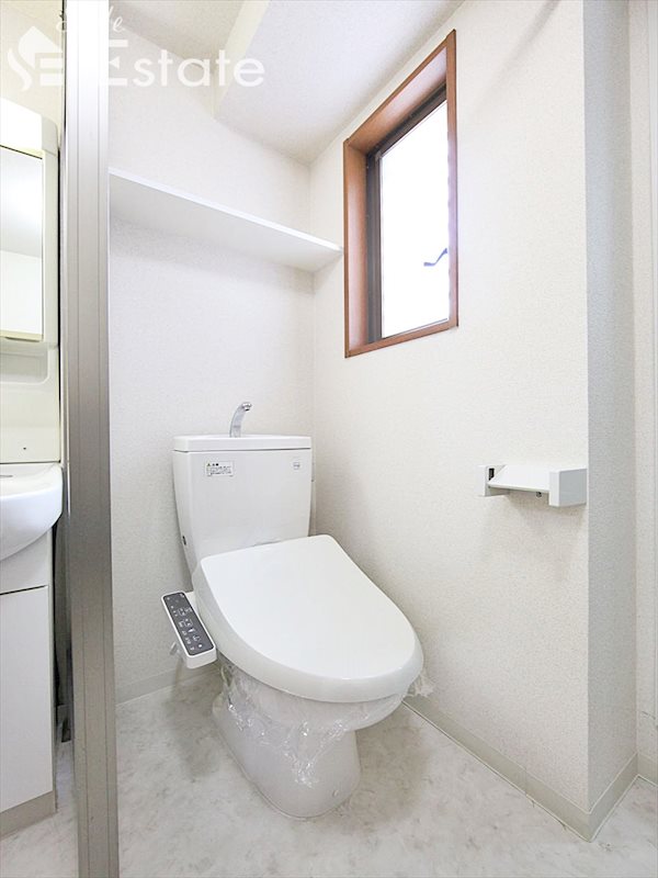 地下鉄名城線 金山駅 徒歩7分 9階建 築23年のトイレ写真