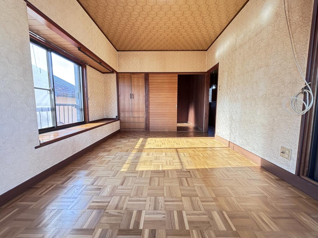 潤井戸戸建の内装写真