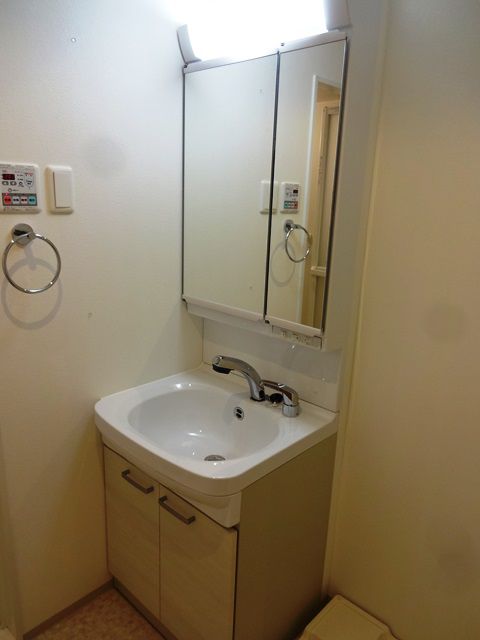 レジュールアッシュ松屋町の内装写真
