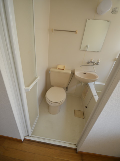 白鳩荘B棟のトイレ写真