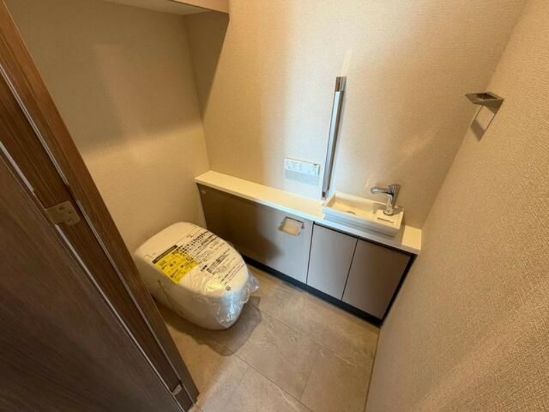 ＪＲ山手線 品川駅 徒歩13分 34階建 築1年のトイレ写真