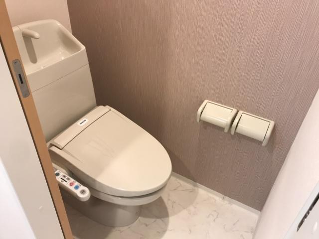 トイレ　シャワー付トイレ