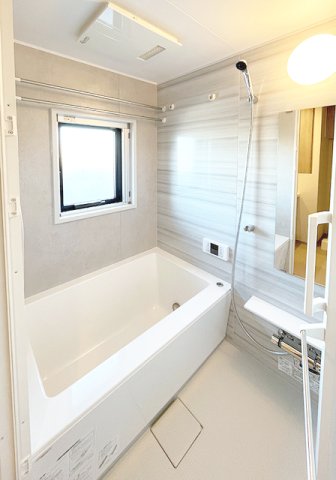 バス・シャワールーム　※写真は同タイプ住戸です。