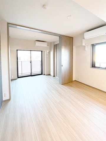 居室・リビング　※写真は同タイプ住戸です。