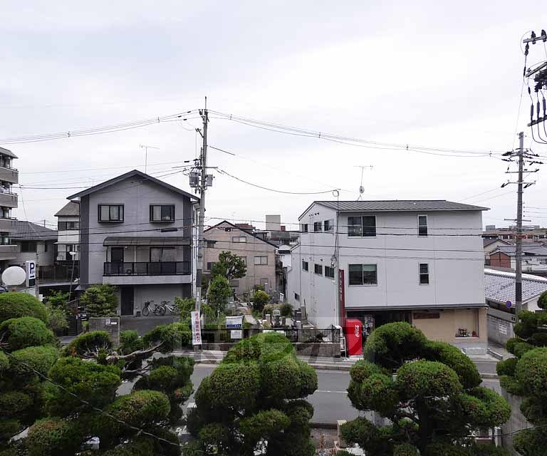 【京都市伏見区深草一ノ坪町のマンションの眺望】