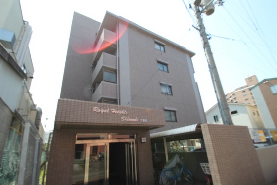 広島市東区戸坂山崎町のマンションの建物外観
