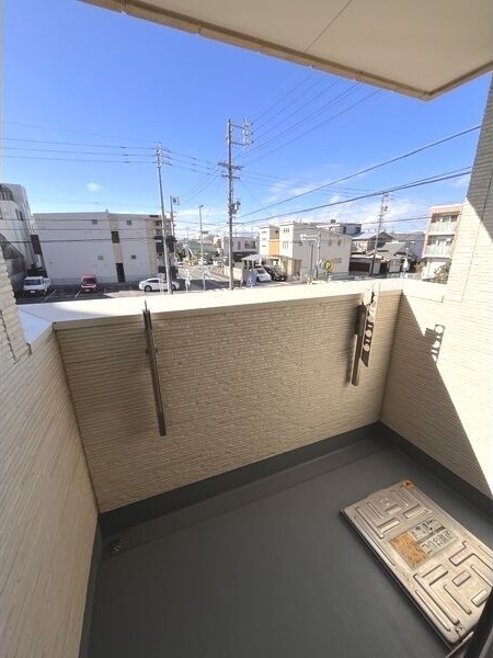 バルコニー　便利なシューズ収納♪鏡付き