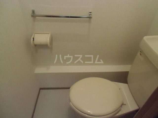 【刈谷市沖野町のアパートのトイレ】
