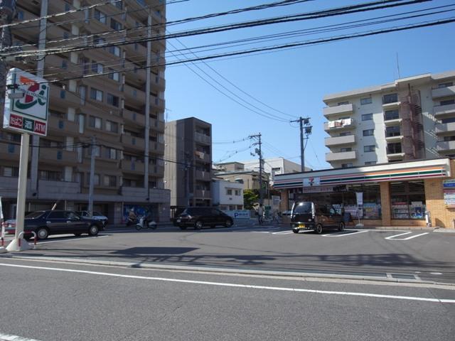 【広島市西区三篠町のマンションのコンビニ】