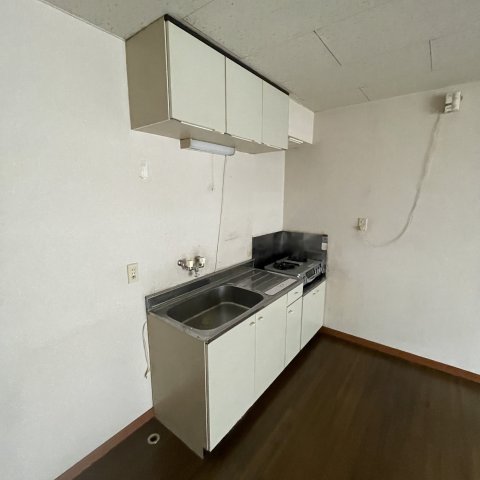 【ドエル宮の森のキッチン】
