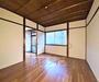 居室・リビング　落ち着いた雰囲気のお部屋です