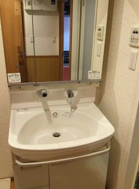 洗面設備　独立洗面台