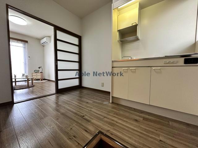 キッチン　※別部屋写真参照