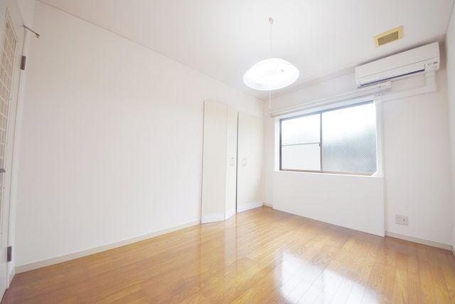 居室・リビング　★女性限定物件・リビング★