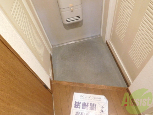 玄関　シューズボックスつきで玄関周りが片付きます