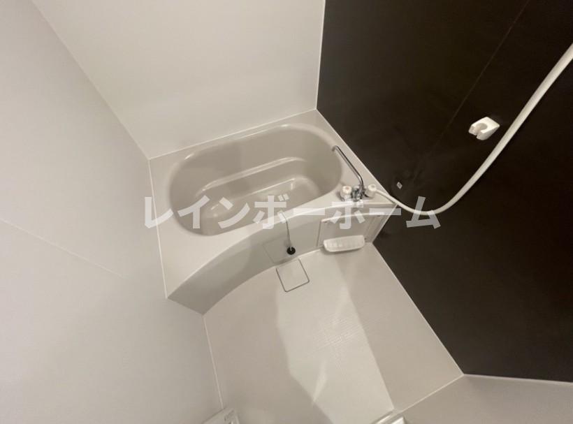 バス・シャワールーム　※別部屋参考写真