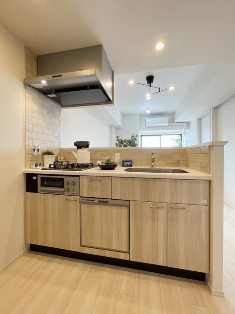 キッチン　※家具家電配置例モデルルーム参考写真