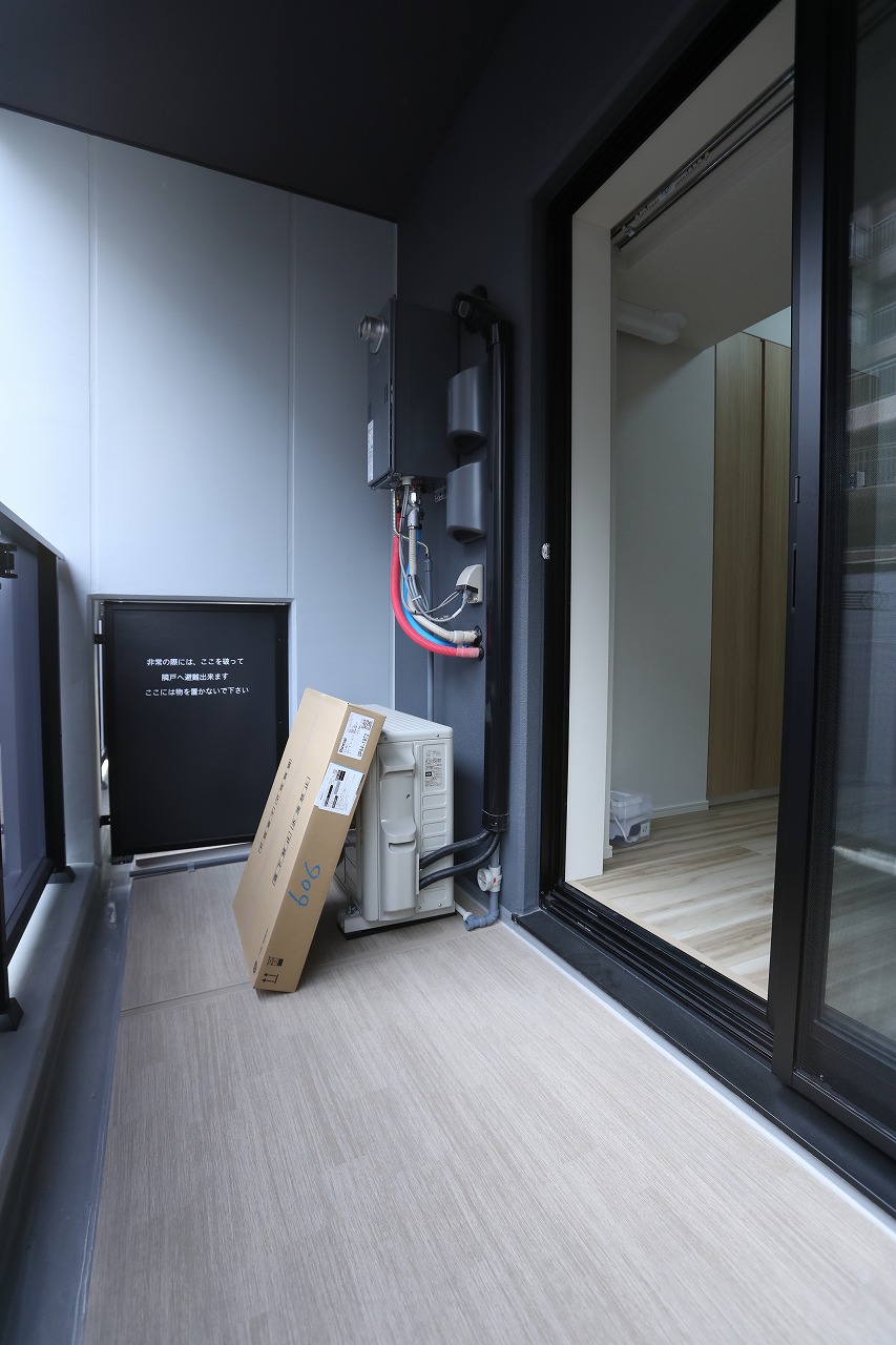 バルコニー　バルコニー