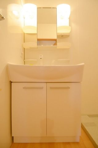 洗面設備　同一タイプ