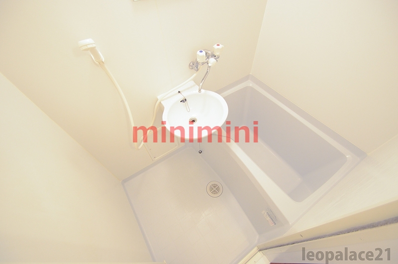 バス・シャワールーム　※写真と現物が異なる場合は現物を優先いたします。