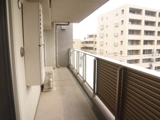バルコニー　バルコニー