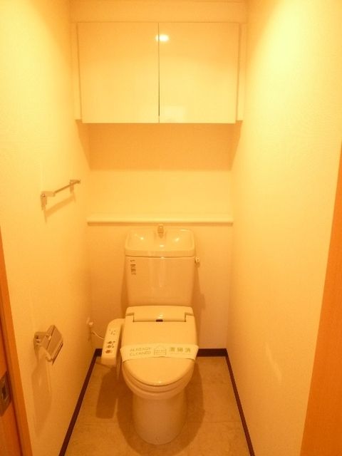 トイレ　ウォシュレット