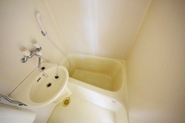 バス・シャワールーム　別部屋参考写真