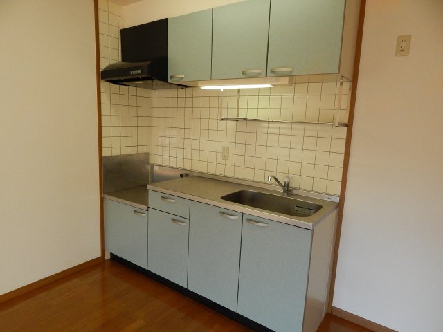 キッチン　※同タイプの部屋写真です
