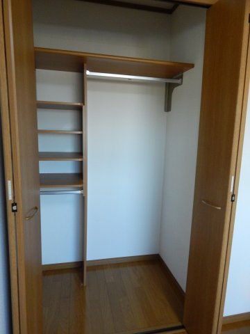 収納　※同タイプの部屋写真です