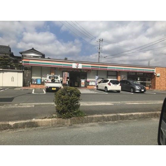 コンビニ　セブンイレブン山口小郡仁保津店（コンビニ）まで207m
