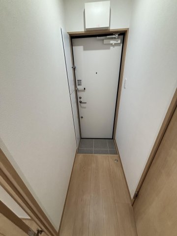 玄関　※建設中のため別物件参考写真となります。