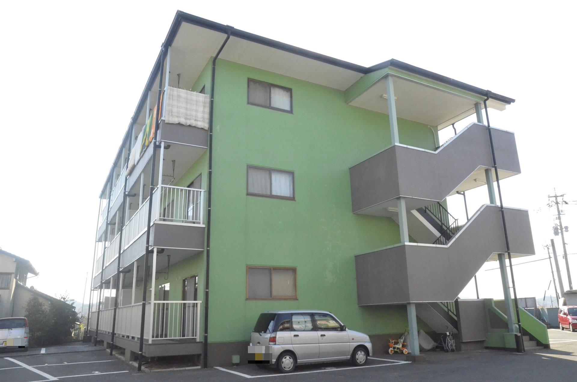 ＪＲ筑豊本線 直方駅 徒歩1分 築32年