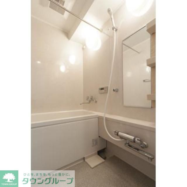 バス・シャワールーム　※写真は同タイプ住戸です。