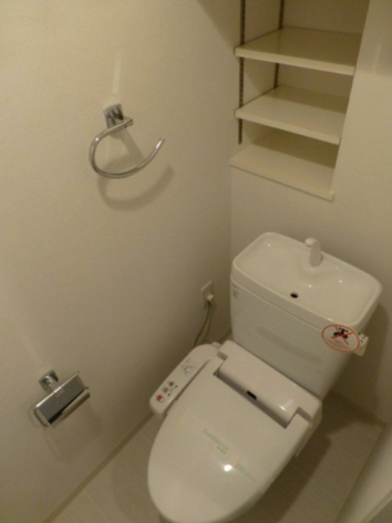 トイレ　※別部屋参考写真